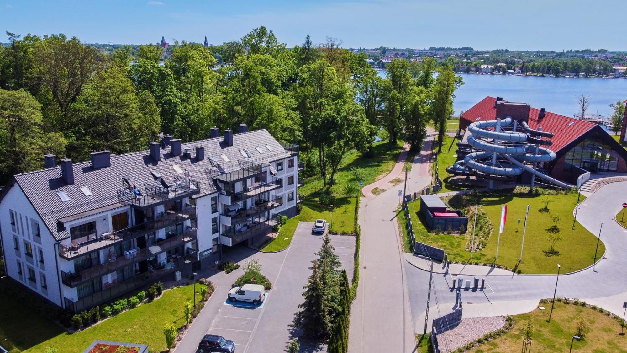 Nice River - Mazuria Apartamenty オストルダ エクステリア 写真